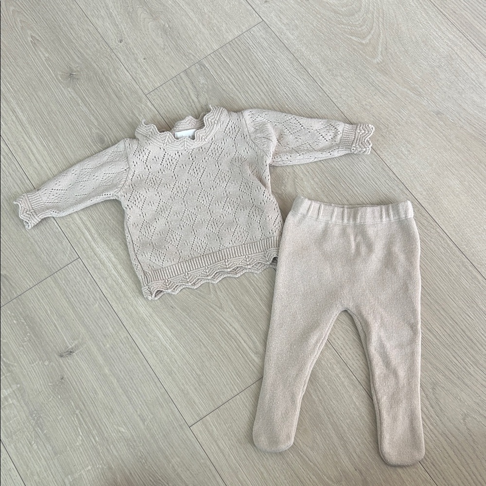 Elys & co beige Knit Baby Sweater Set 1 month